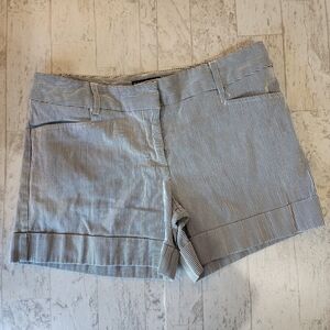 Express Editor black and white striped shorts Size 4